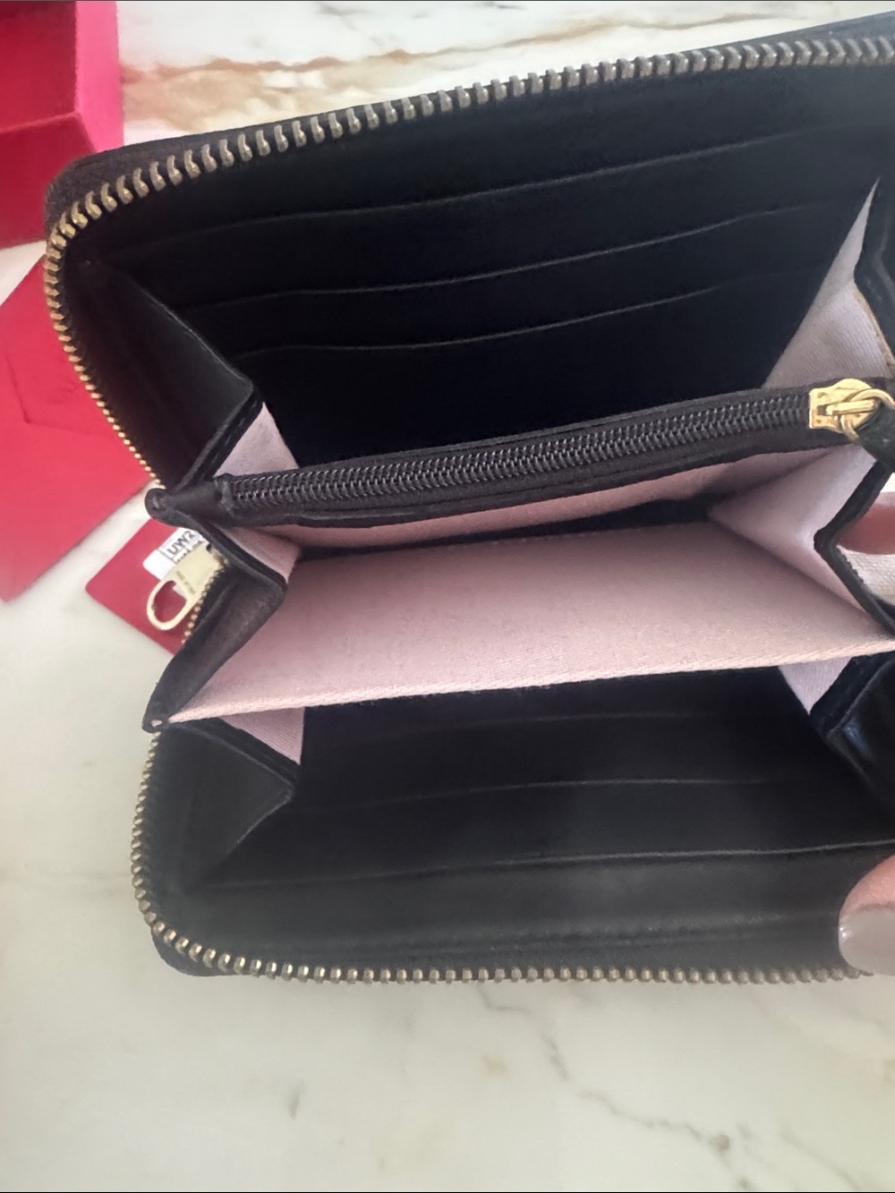 Valentino Black Leather Bow Zip wallet new - Picture 4 of 15
